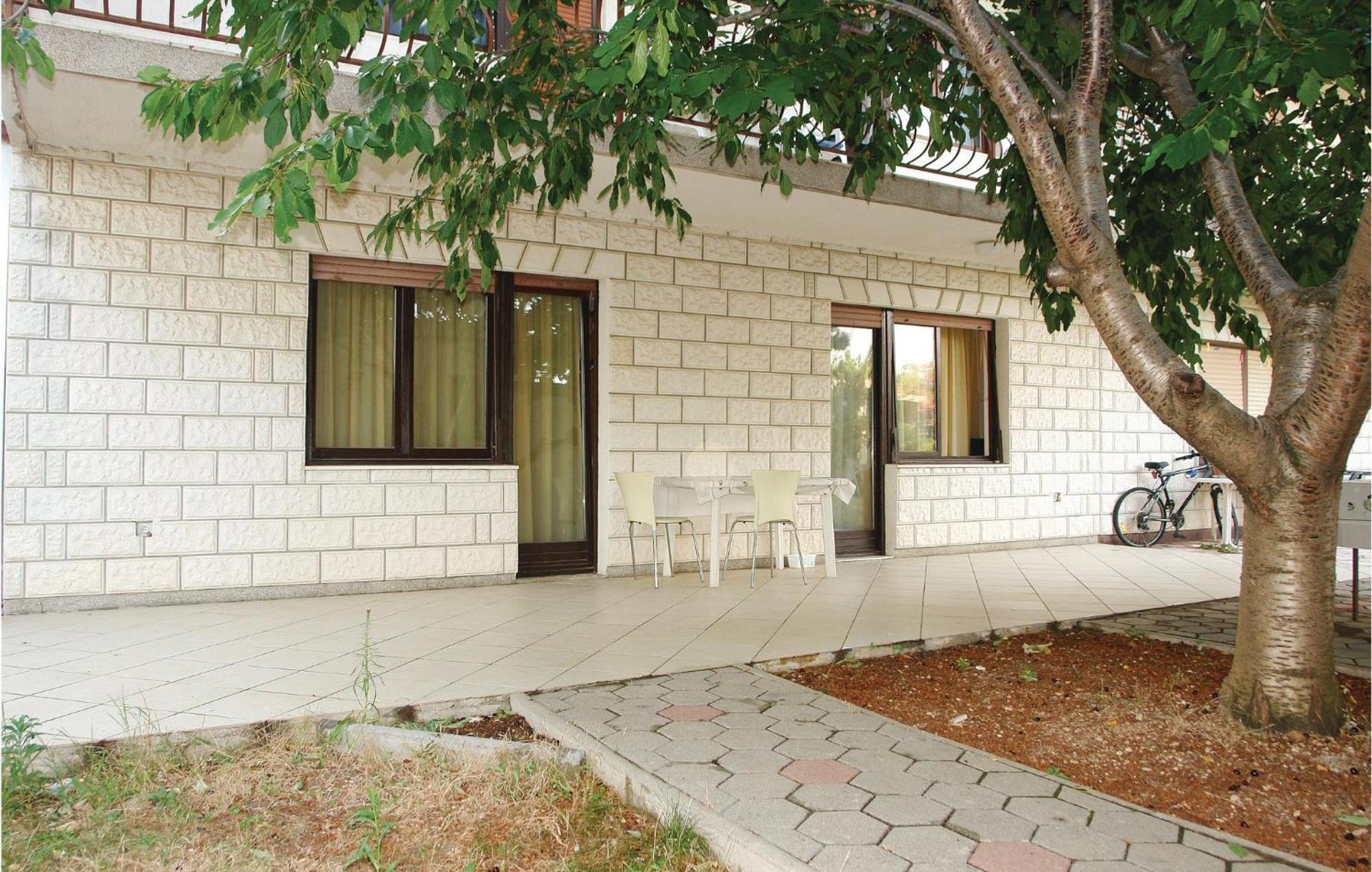 3 Bedroom Gorgeous Apartment In Trogir Ngoại thất bức ảnh